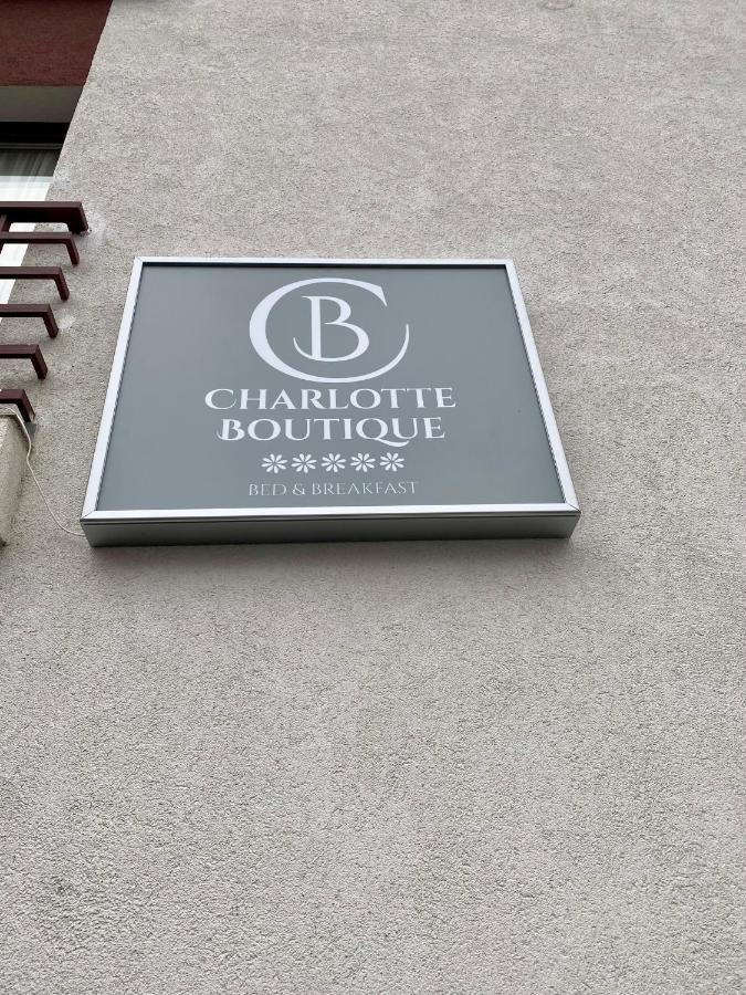 Pensiunea Charlotte Boutique Bacau Luaran gambar